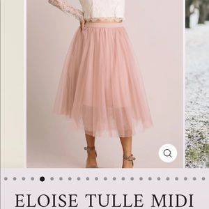 Dusty rose midi length tulle skirt